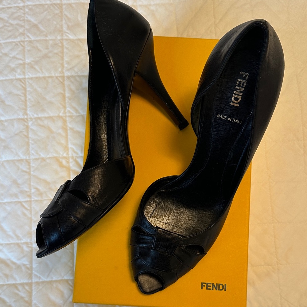 FENDI Italian Black Peep-Toe 4inch Heels